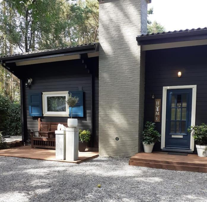 Comfortable Chalet In A Unique Location In Forest Essen Ngoại thất bức ảnh